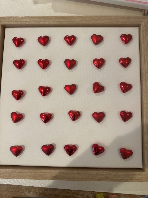 25 Hearts by artist Teresa Green